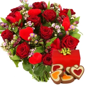 Rode rozen en bloemen + hartjes chocolade hartjes