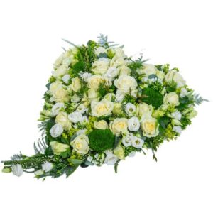 Wit hartvormig rouwstuk (50cm)